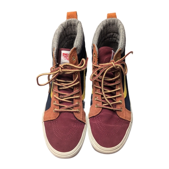 Vans Customs Sk8-Hi MTE Suede Sneaker - Picture 3 of 10